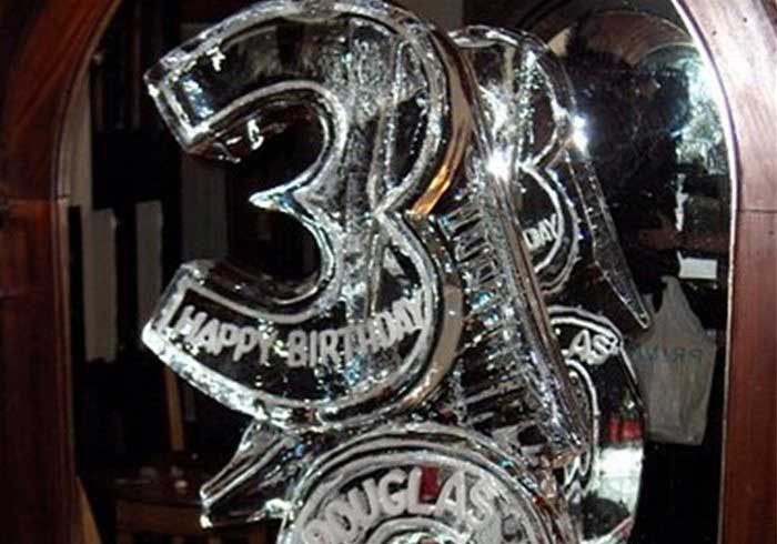 Picture of a 30th ice sculpture
