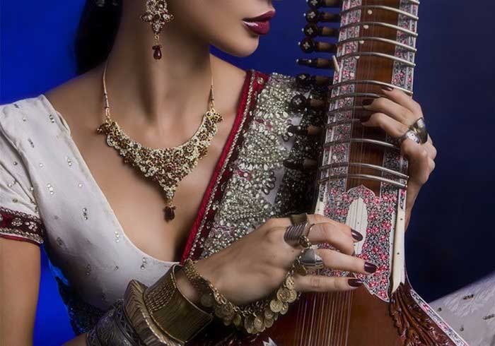 Female Bollywood Musician
